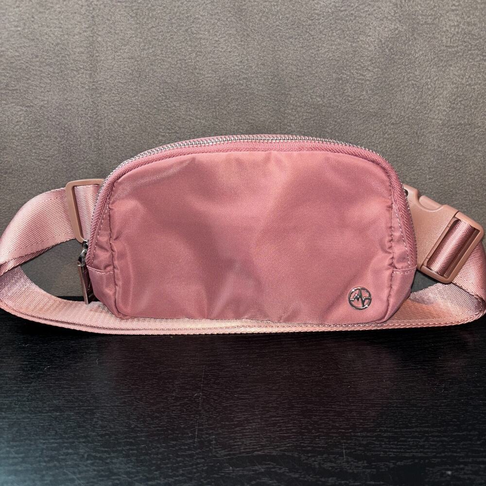 Pander Everywhere Unisex Belt Bag Fanny Pack Dusty Rose